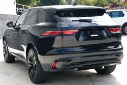 2024 Jaguar F-PACE P250 R-Dynamic SE X761 MY25 AWD Santorini Black