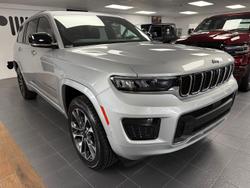 2023 Jeep
Grand Cherokee Overland