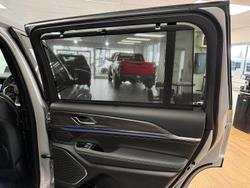 2023 Jeep
Grand Cherokee Overland