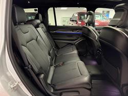 2023 Jeep
Grand Cherokee Overland