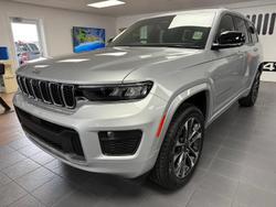 2023 Jeep
Grand Cherokee Overland