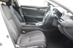2021 Honda
Civic VTi-S