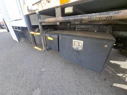 2012 Isuzu Frr 600 Medium WHITE