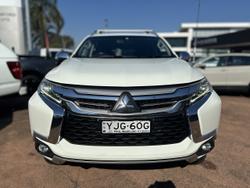 2016 Mitsubishi
                Pajero Sport GLX