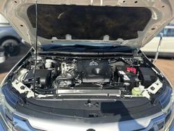 2016 Mitsubishi
                Pajero Sport GLX