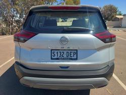 2024 Nissan X-TRAIL ST