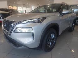 2024 Nissan
X-TRAIL ST