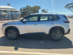 2024 Nissan
X-TRAIL ST