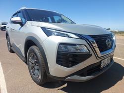 2024 Nissan
X-TRAIL ST