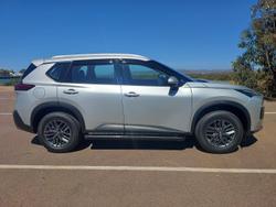 2024 Nissan
X-TRAIL ST