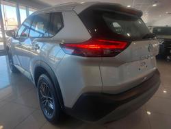 2024 Nissan
X-TRAIL ST