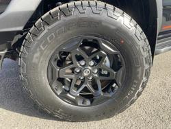 2025 Nissan
Navara PRO-4X WARRIOR DUAL