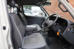1995 Toyota Hiace Commuter RZH125R French Vanilla