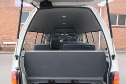 1995 Toyota Hiace Commuter RZH125R French Vanilla