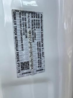 2024 Freightliner Cascadia 126 White