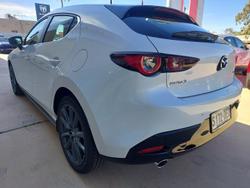 2024 Mazda 3 G20 Evolve