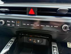 2024 Kia
Sorento HEV GT-Line