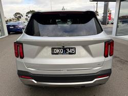 2024 Kia
Sorento HEV GT-Line