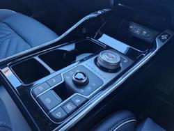 2025 Kia
Sorento HEV GT-Line