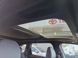 2025 Kia
Sorento HEV GT-Line