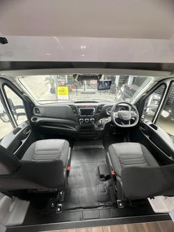 2025 JB Caravans Touring Queen Bed 7.8 M Iveco