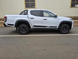 Mitsubishi Triton