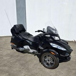 2010 Can-Am Spyder RT-S SE5 Spyder RT-S Black