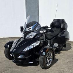2010 Can-Am Spyder RT-S SE5 Spyder RT-S Black