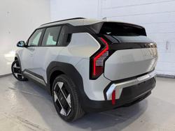 2025 Kia EV3 Earth Long Range