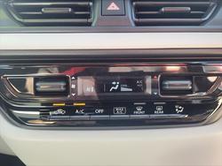 2024 Suzuki Swift Hybrid UZ Burning Red Metallic