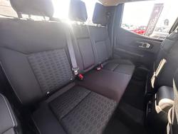 2024 Mitsubishi
Triton GLS