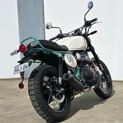 2025 Royal Enfield Bear 650 650 Twin White