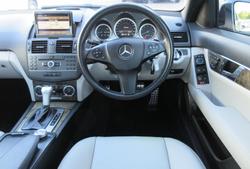 2011 Mercedes-Benz
C-Class C300 Avantgarde