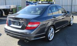 2011 Mercedes-Benz
C-Class C300 Avantgarde