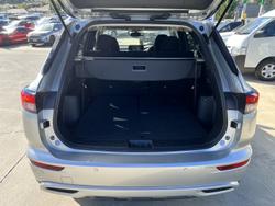 2023 Mitsubishi
Outlander LS