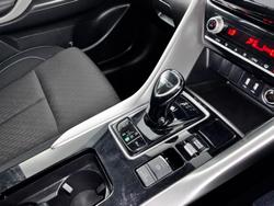 2021 Mitsubishi
Eclipse Cross PHEV ES