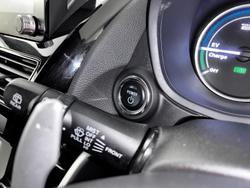 2021 Mitsubishi
Eclipse Cross PHEV ES