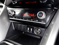 2021 Mitsubishi
Eclipse Cross PHEV ES
