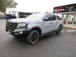 2025 Nissan
                Navara PRO-4X