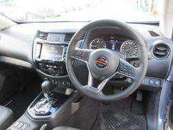 2025 Nissan
                Navara PRO-4X