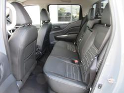 2025 Nissan
                Navara PRO-4X