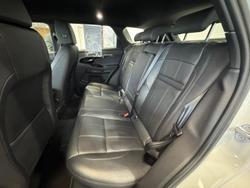 2022 Land Rover
Range Rover Evoque P250 R-Dynamic SE