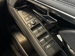 2022 Land Rover
Range Rover Evoque P250 R-Dynamic SE