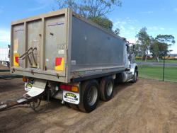 2007 International 9900 Eagle WHITE