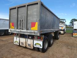 2007 International 9900 Eagle WHITE