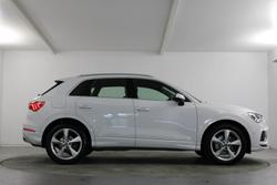 2022 Audi
Q3 40 TFSI