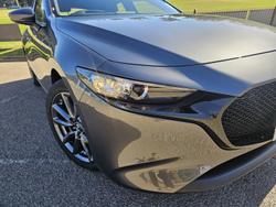 2024 Mazda
3 G20 Evolve