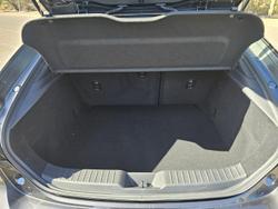 2024 Mazda
3 G20 Evolve