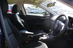 2015 Mazda
3 Neo