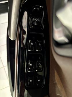 2025 Mahindra Scorpio Z8L 4X4 Napoli Black